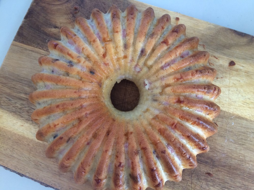 Cake salé bacon, fêta, graines de courges